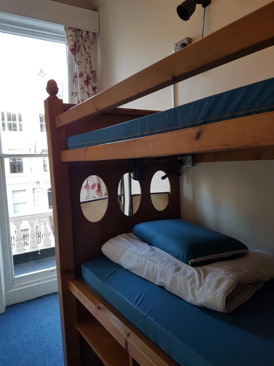 bunk bed