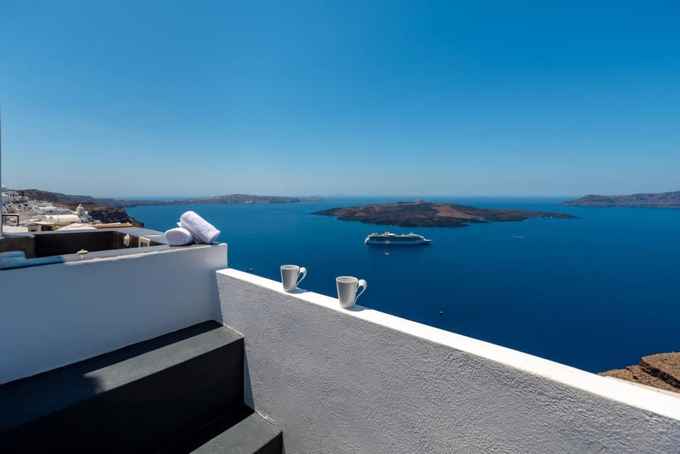 Katris Apartments Bed and Breakfast in Thera
