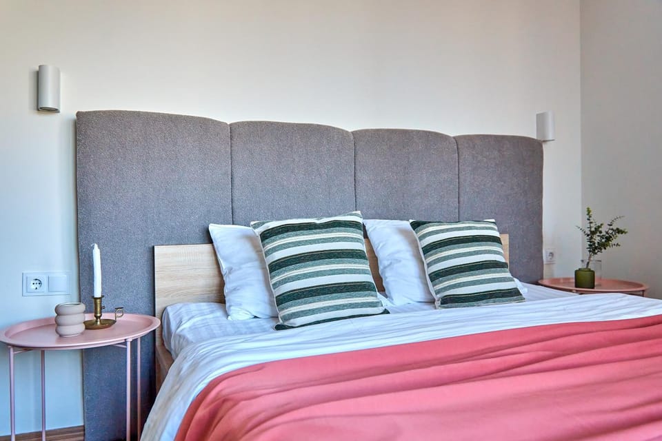 Bed, Photo of the whole room