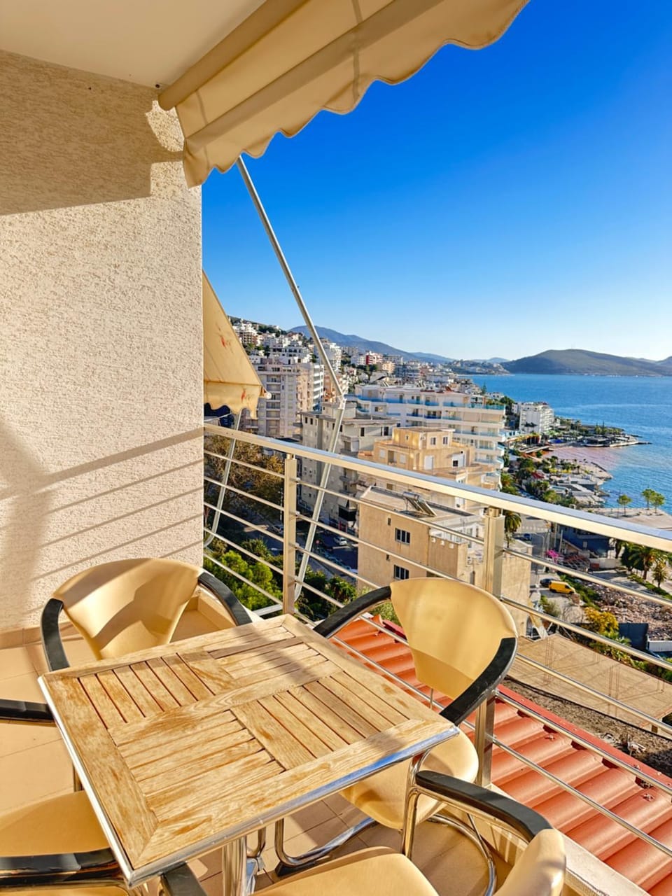 View (from property/room), Balcony/Terrace, Seating area, Sea view