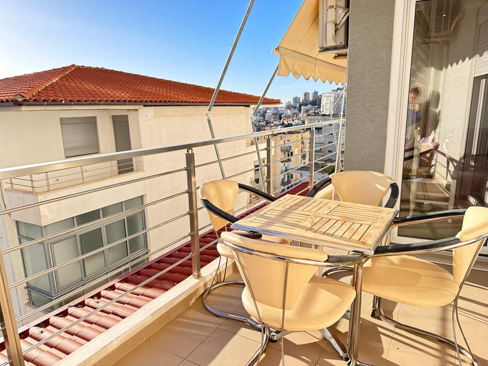 View (from property/room), Balcony/Terrace, Seating area
