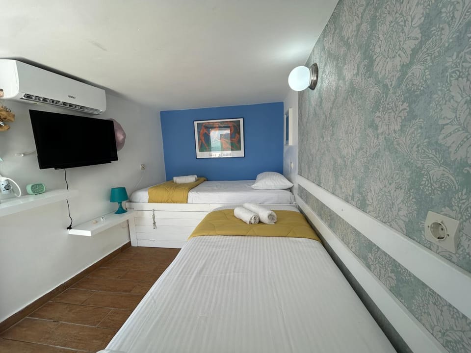 Traditional Renovated House in the Centre of Anafi House in Decentralized Administration of the Aegean
