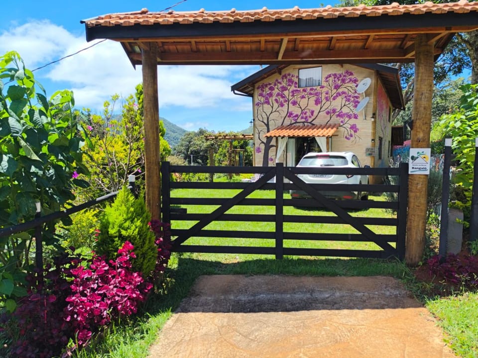 Bangalô Sonho na Serra House in State of São Paulo