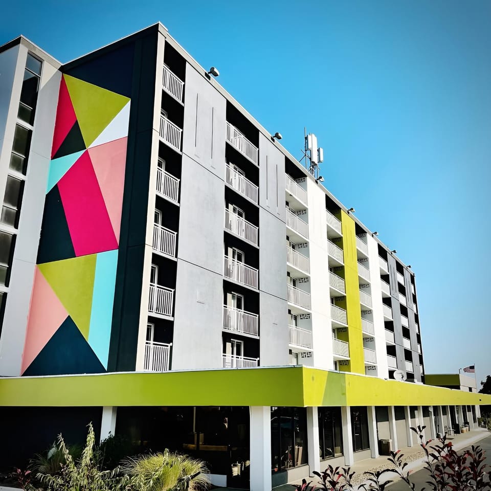 Property building, Day