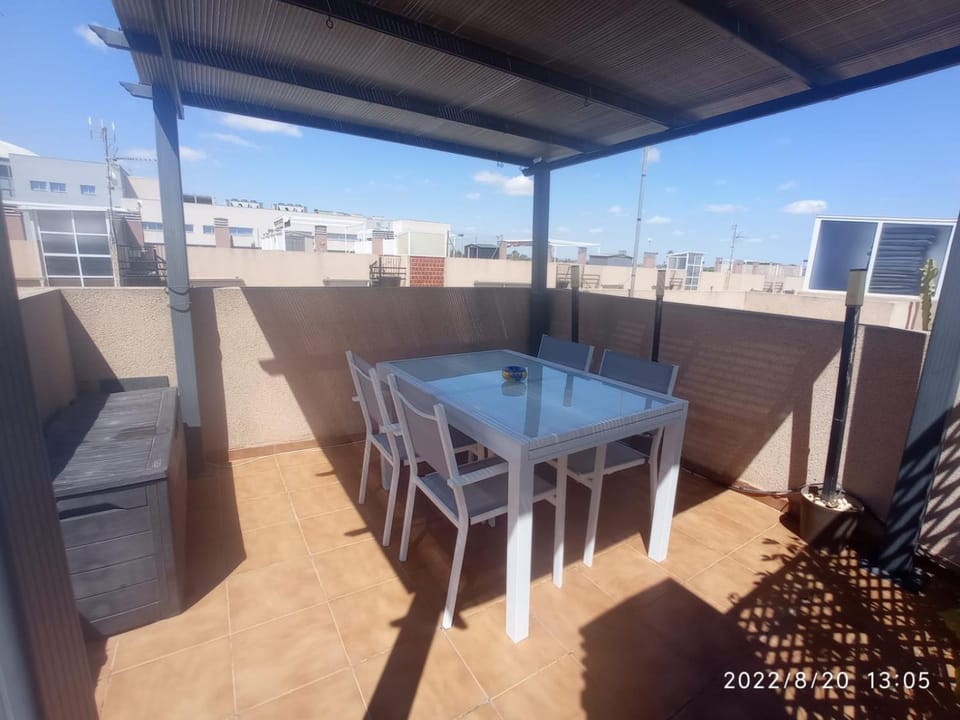 Balcony/Terrace, Dining area