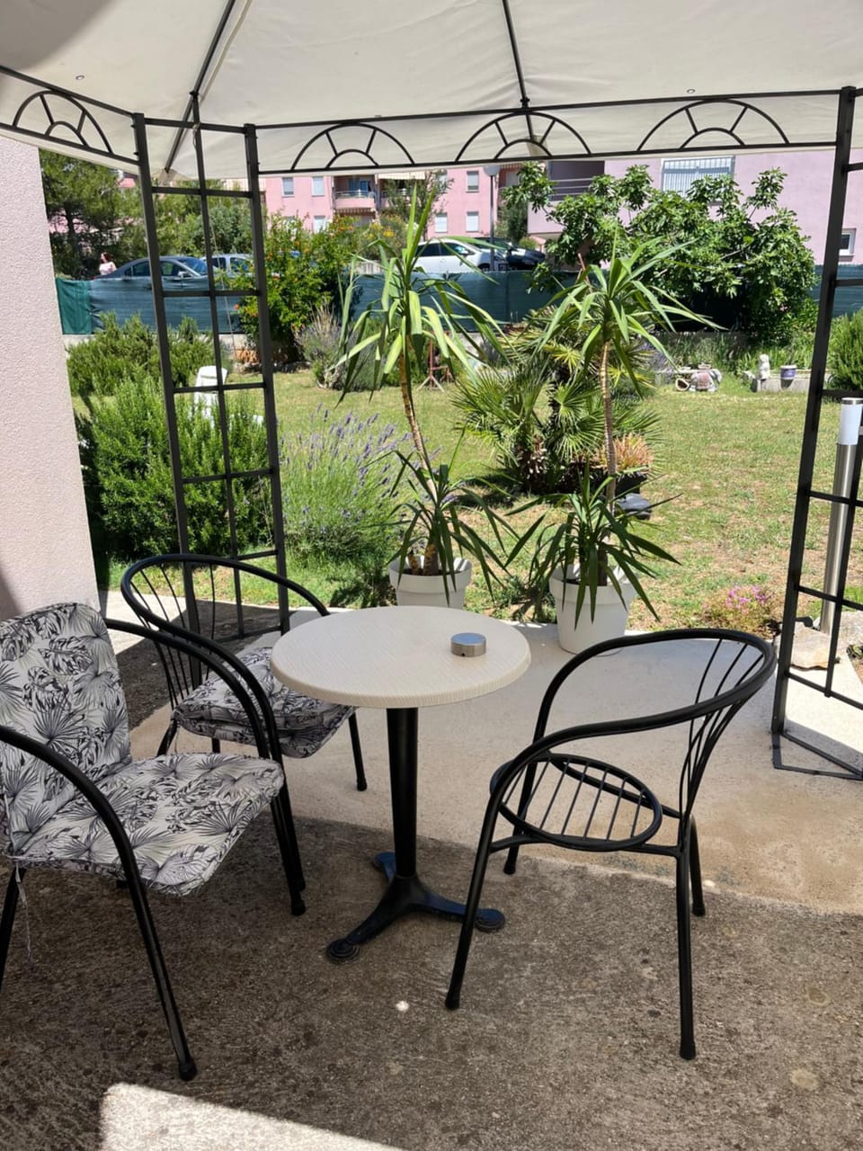 Rooms & Apartments Linda & Mario Bed and Breakfast in Zadar