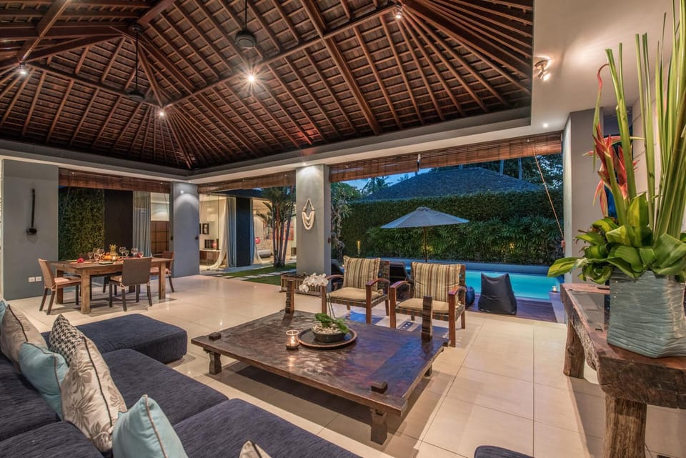 Night, Living room, Seating area, Dining area