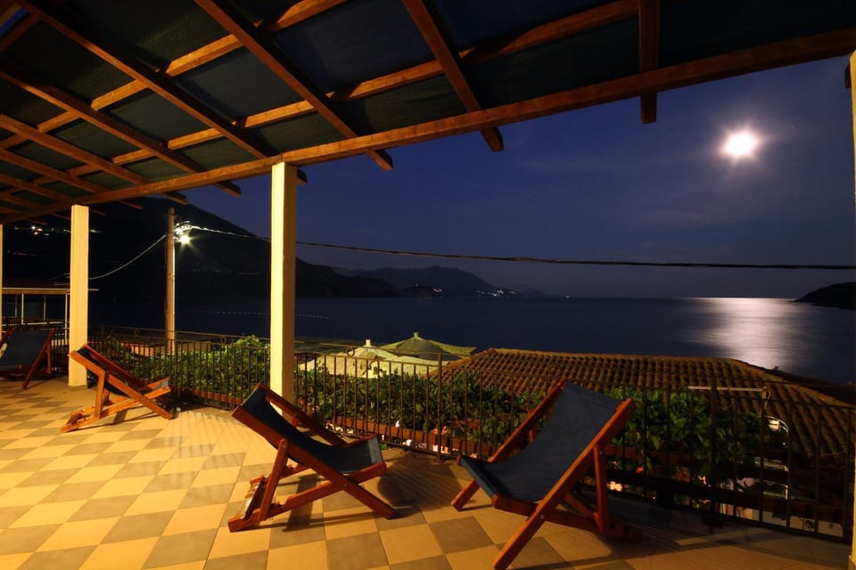 Balcony/Terrace, Balcony/Terrace