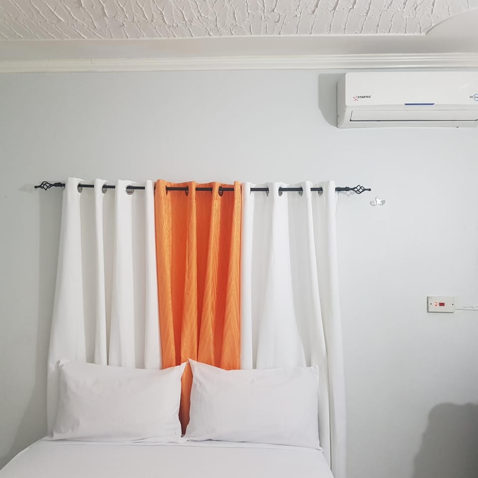 The Braemar Suite III New Kingston Apartment in Kingston