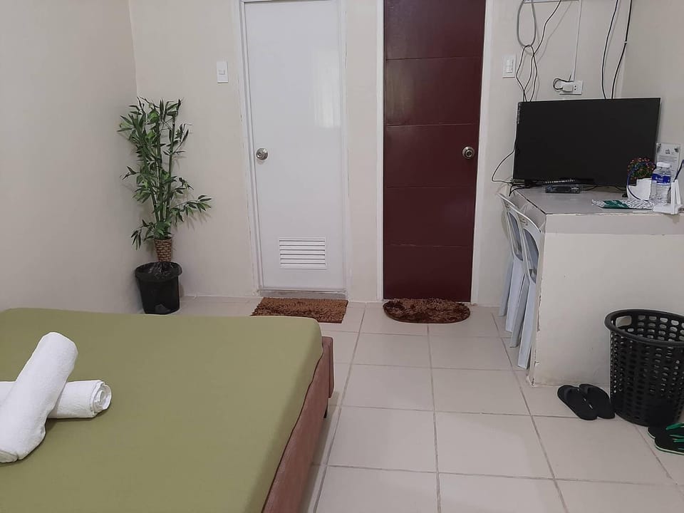 DMS Apartelle Hotel in Calabarzon