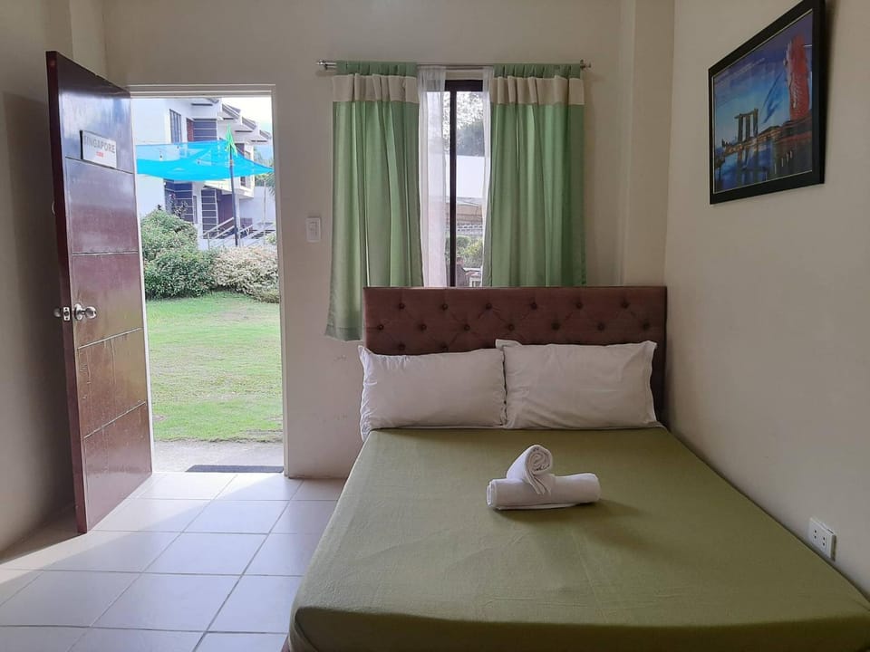 DMS Apartelle Hotel in Calabarzon