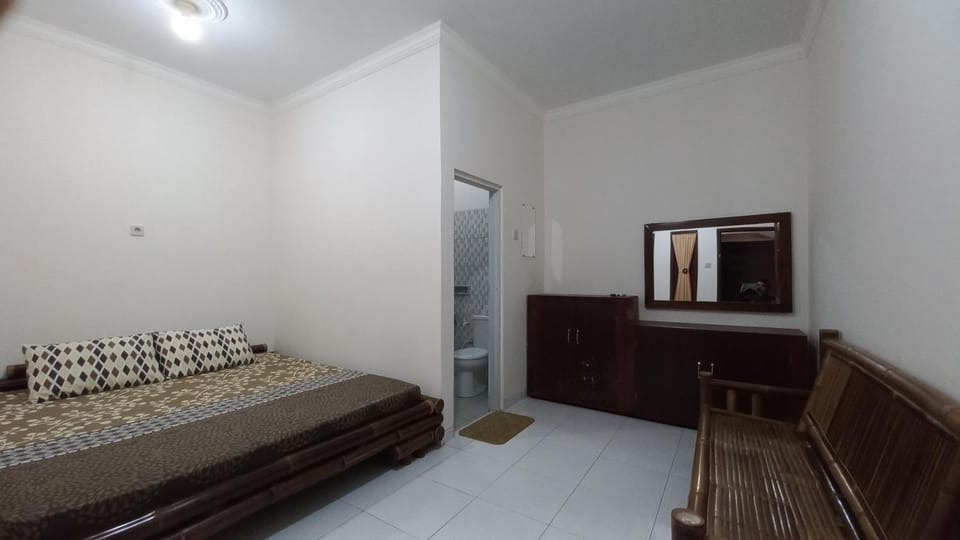 Kumojoyo Homestay Vacation rental in Indonesia