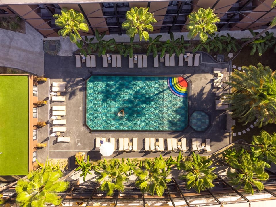 Pool view, Swimming pool