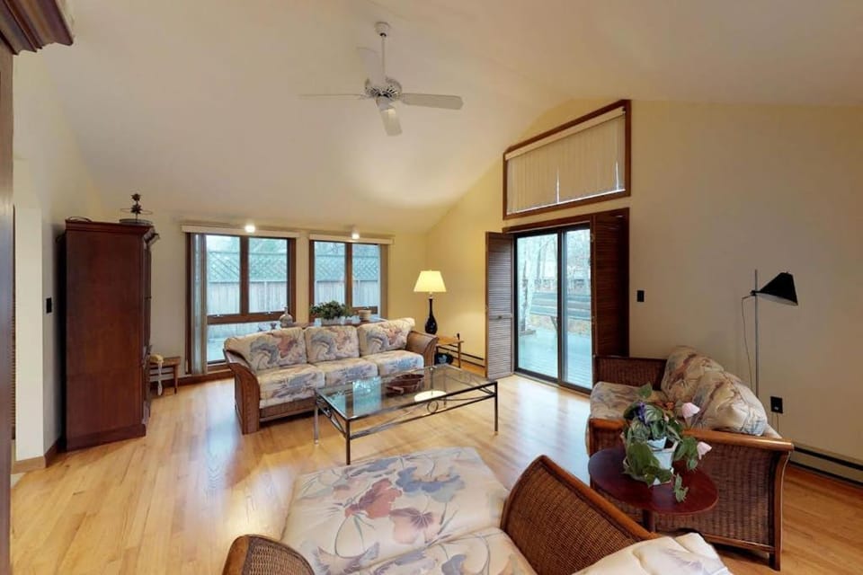 Island Getaway House in Tisbury