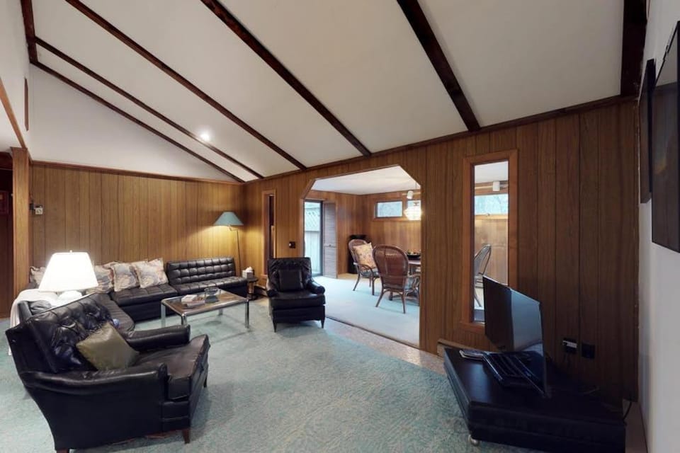 Island Getaway House in Tisbury