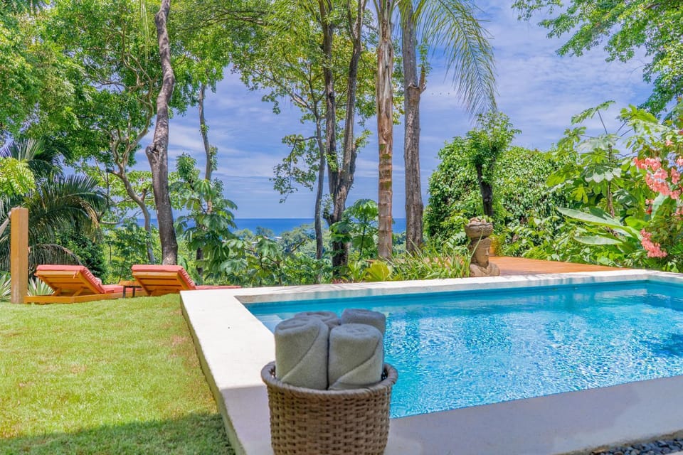 Villa Makai Santa Teresa House in Cobano