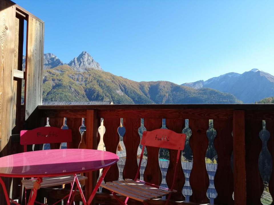 Hameau Pra Roustan by Godille Apartment in Uvernet-Fours