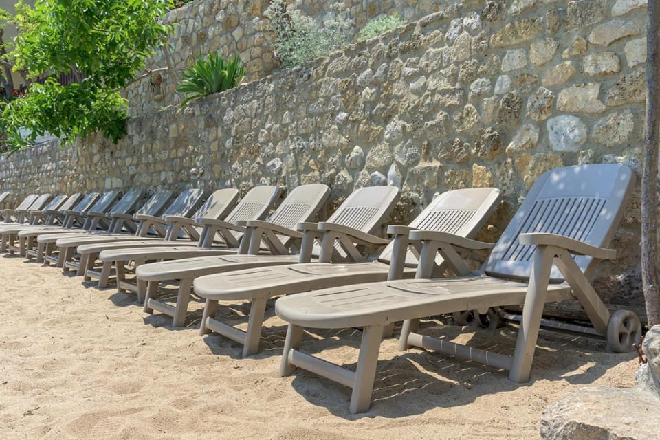 sunbed