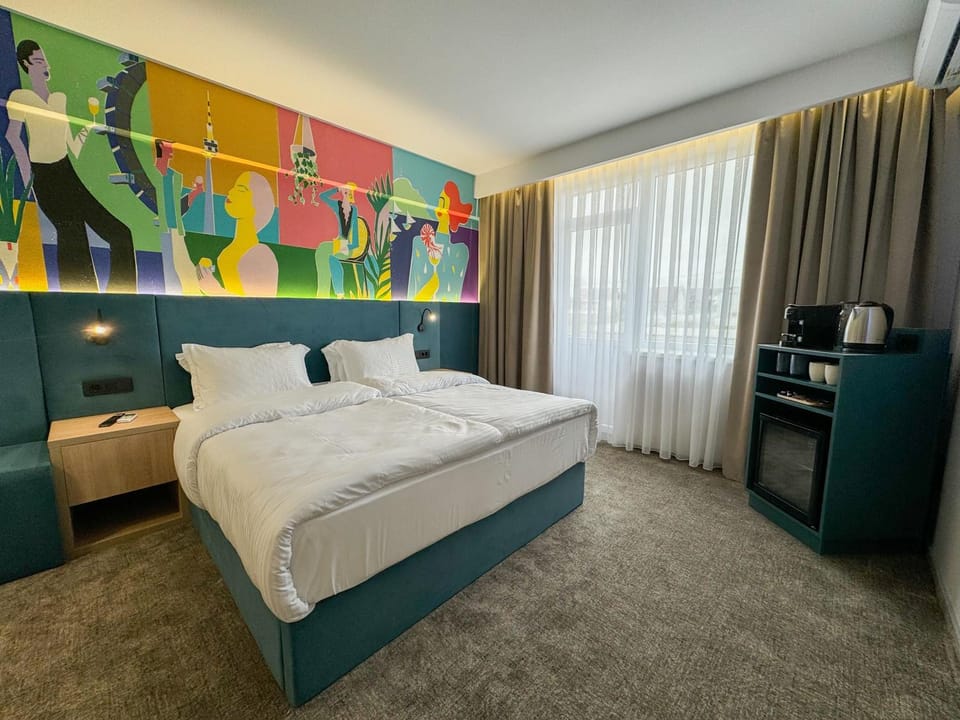Bed, Photo of the whole room
