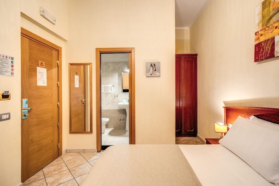 Bedroom, air conditioner