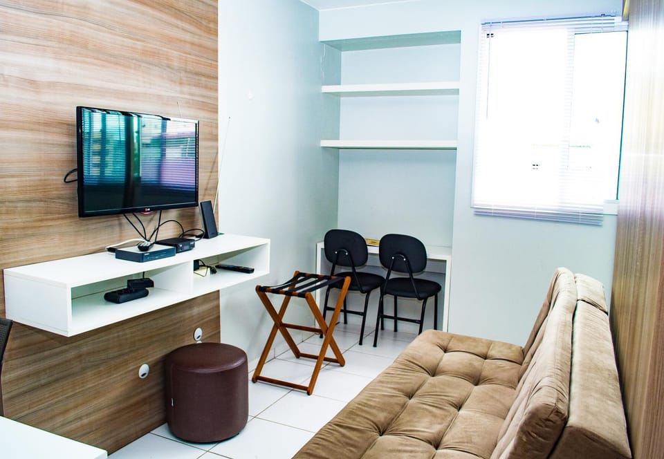 Communal lounge/ TV room, Living room, Seating area