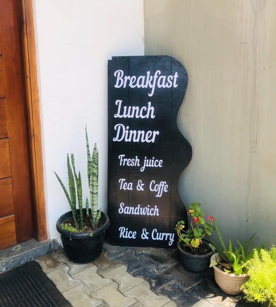ViNiSH iNN Bed and Breakfast in Central Province