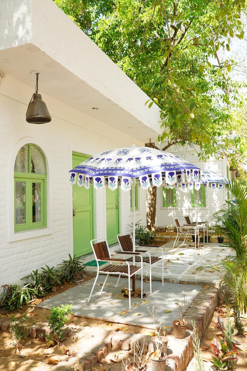 Property building, Day, Garden, Garden view