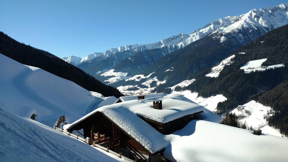 Property building, Natural landscape, Bird's eye view, Winter, Skiing, Hiking, Mountain view