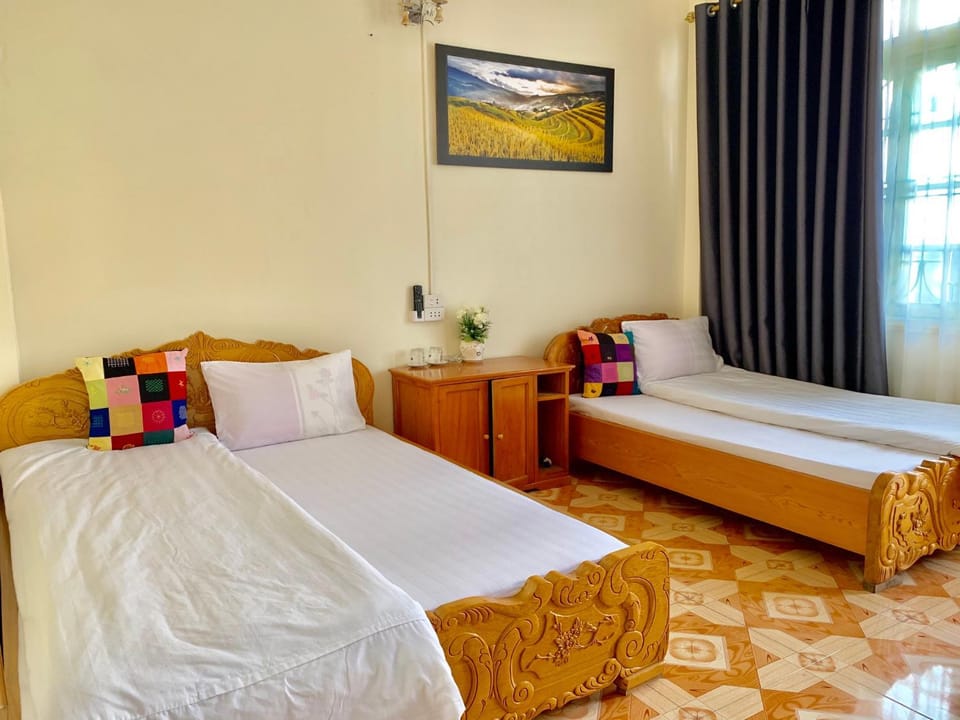 Thien Phuong Guesthouse Bed and Breakfast in Laos