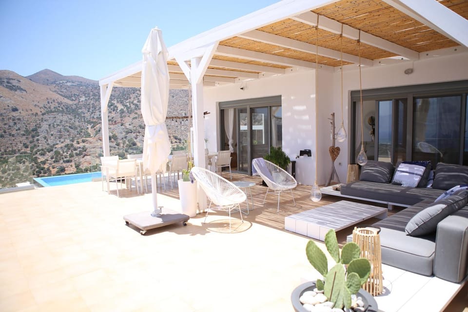Villa Estée, luxury villa with private infinity pool and jacuzzi Villa in Lasithi