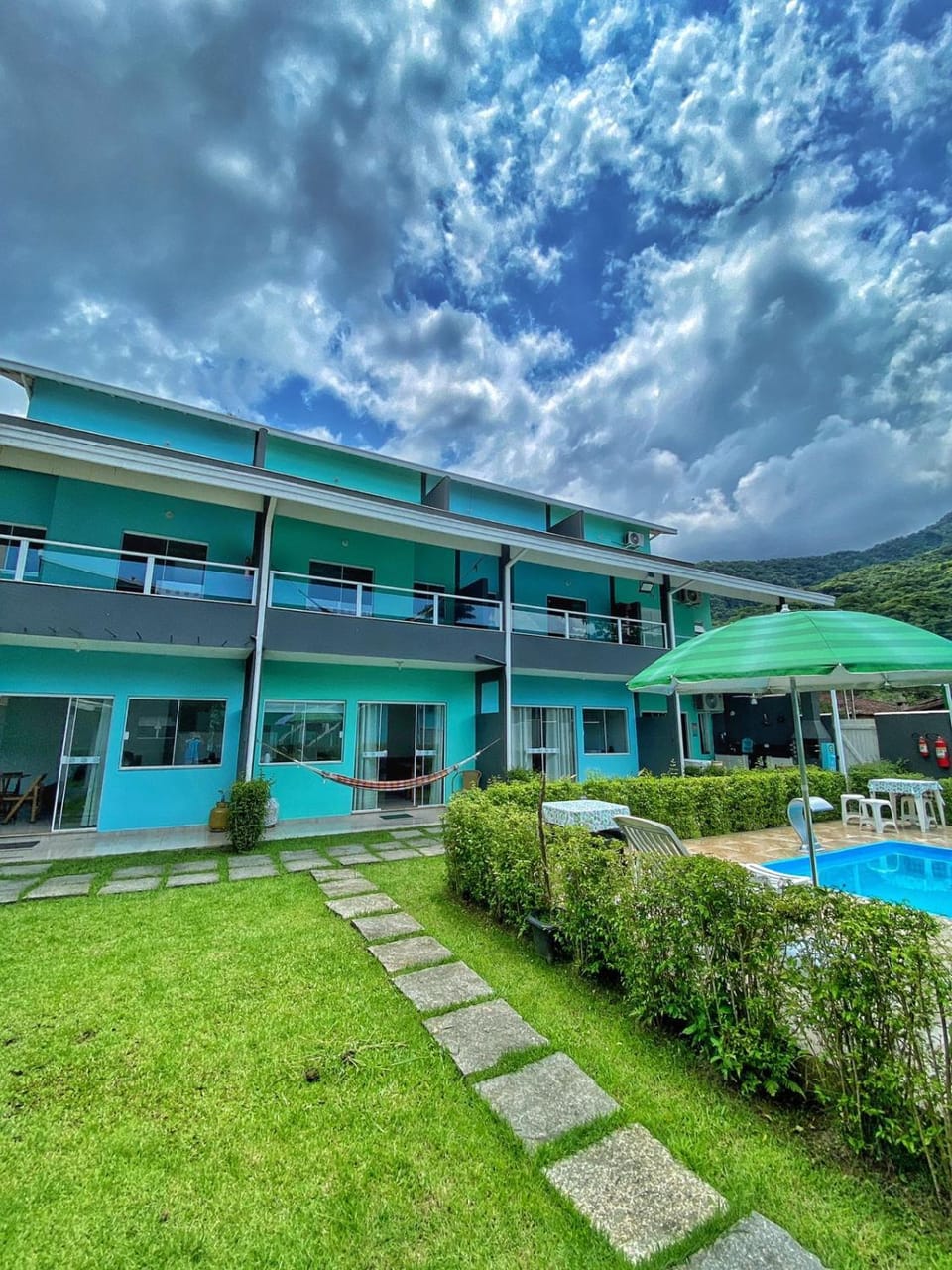 Garden, Swimming pool