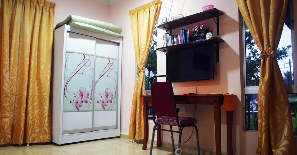 Family Lodge 25 Bed and Breakfast in Malaysia