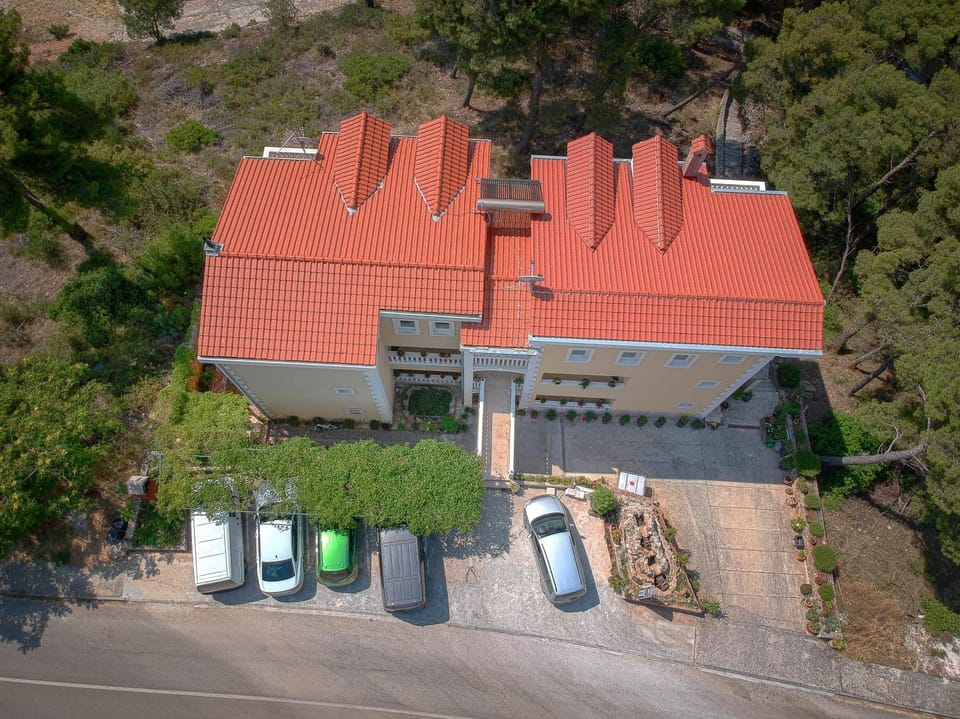 Property building, Natural landscape, Bird's eye view, Parking