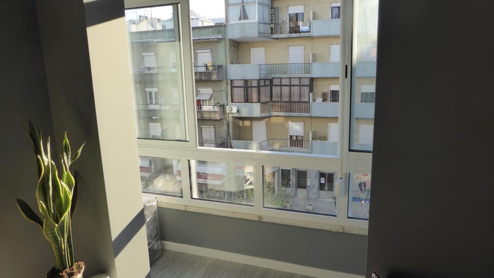 2-bedroom flat in Moscavide near FIL and Arena Apartment in Lisbon