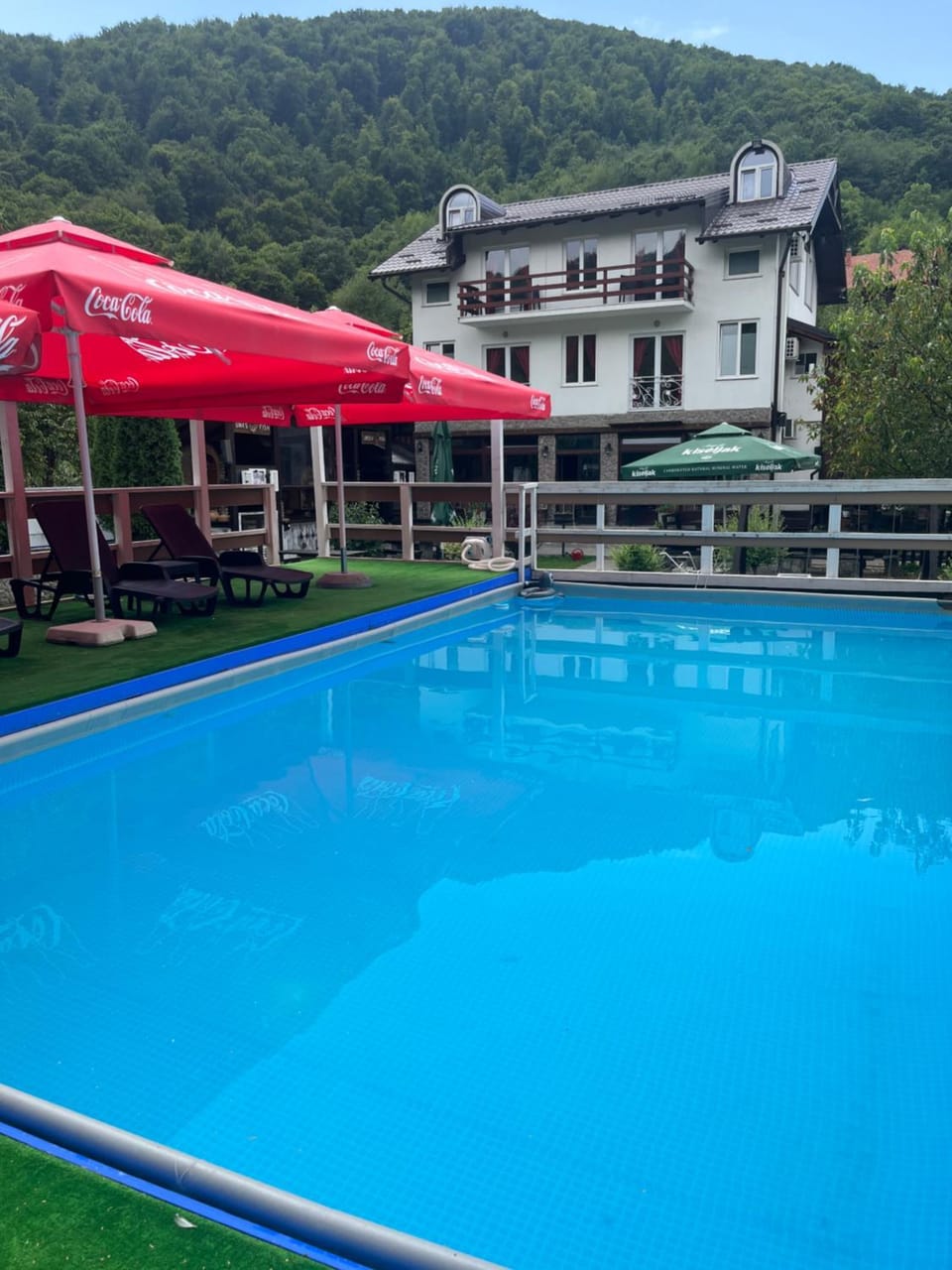 Pool view, Swimming pool, sunbed