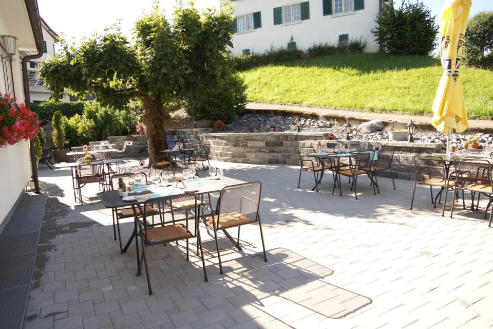 Hotel Restaurant Rössli Hotel in Zug, Switzerland