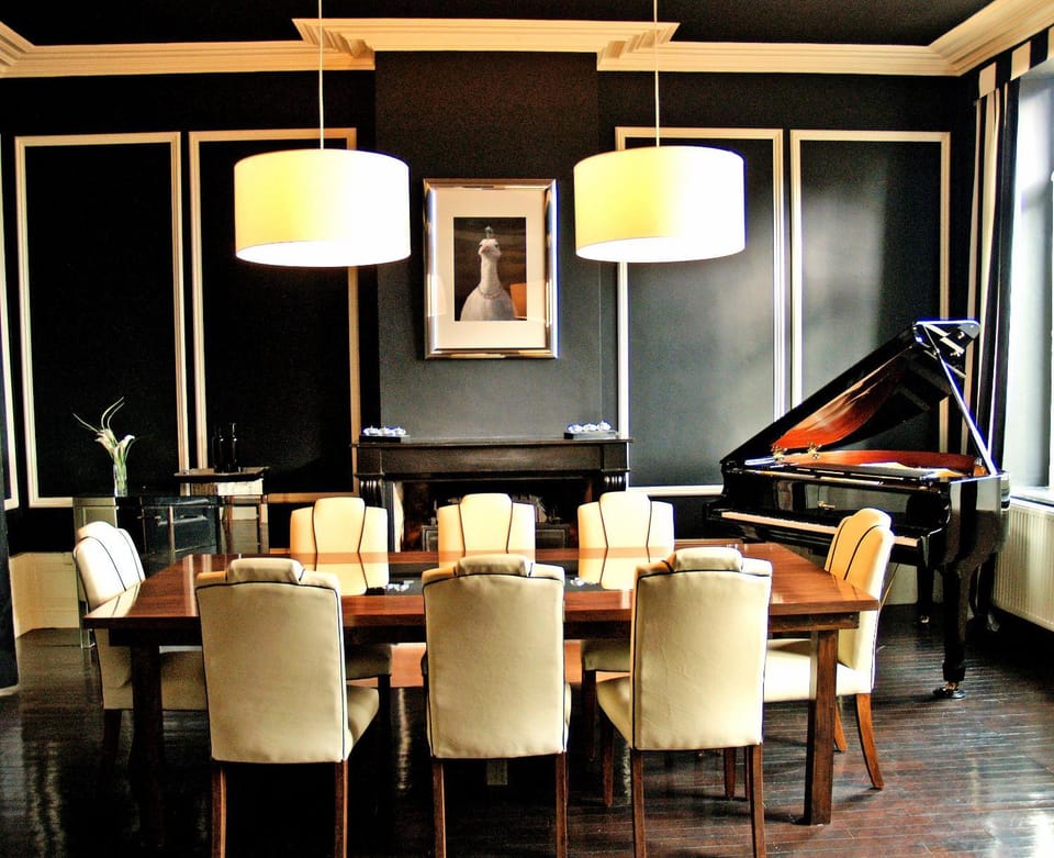 Lounge or bar