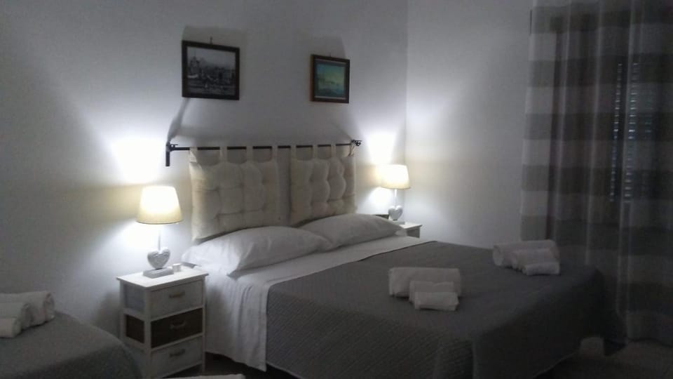 Casa Luna House in Naples