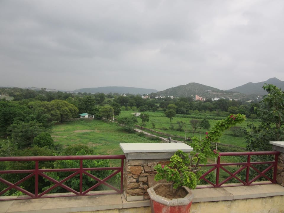 Garden view, Mountain view