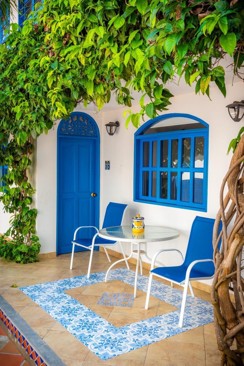 Balcony/Terrace, Decorative detail, Bedroom