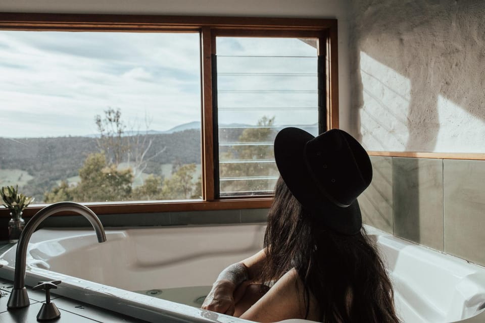 Bathroom, Mountain view