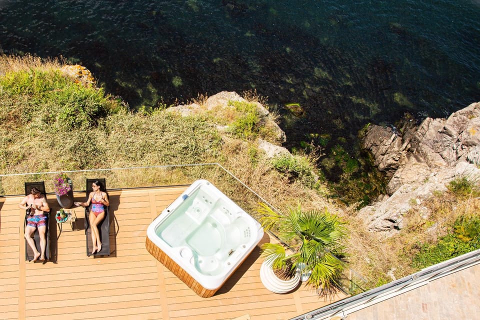 Natural landscape, Spa and wellness centre/facilities, Sea view