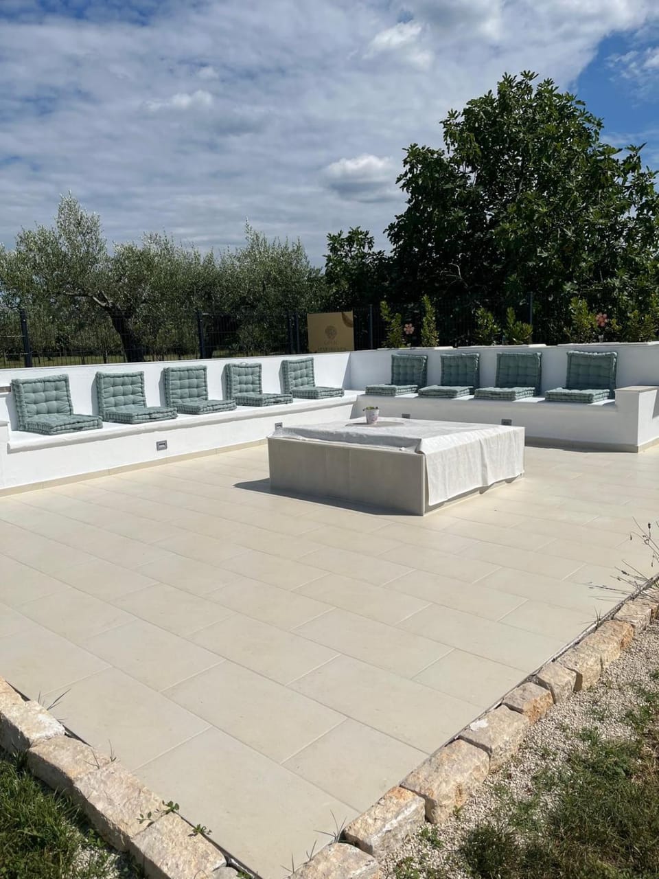 Seating area