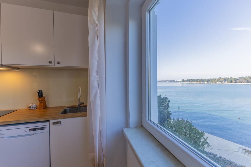 Sea view, kitchen