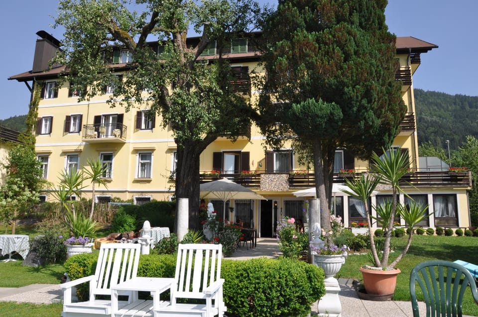 Strandhotel Prinz Hotel in Carinthia, Austria
