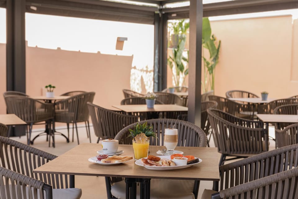 Property building, Breakfast, Continental breakfast