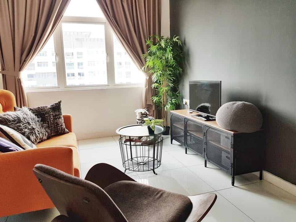 Communal lounge/ TV room, Living room