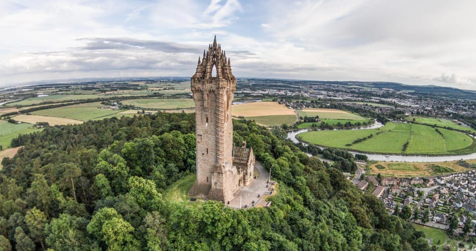 Nearby landmark, Bird's eye view