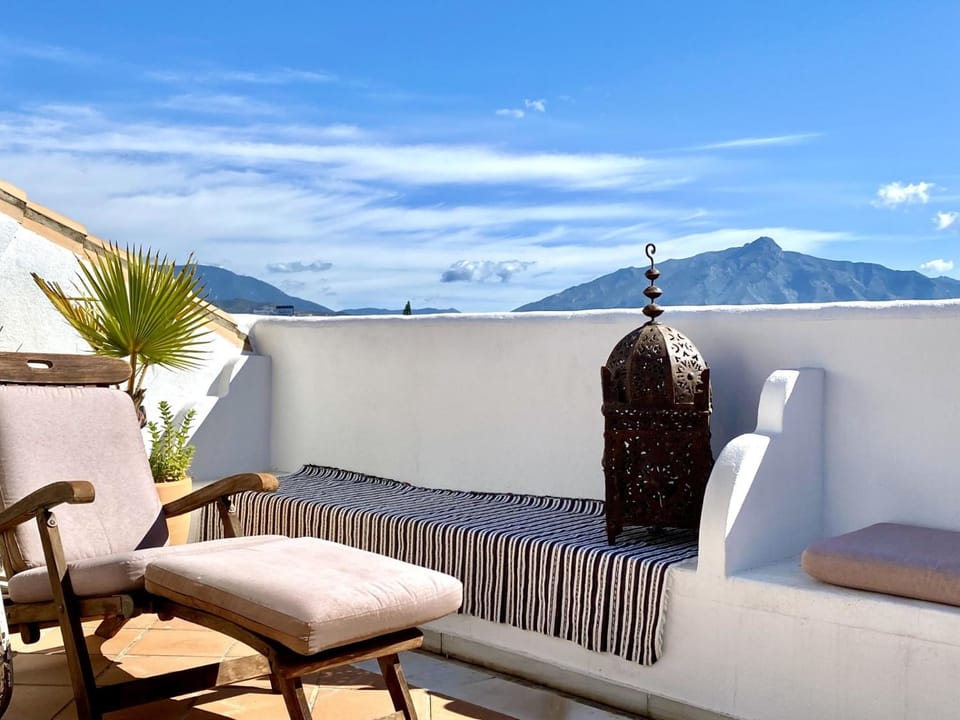 Balcony/Terrace, Mountain view, Sea view
