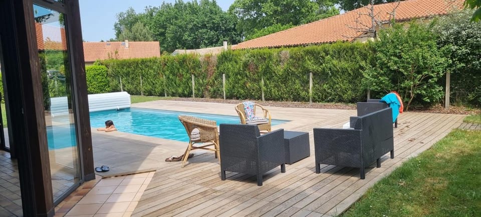 Balcony/Terrace, Swimming pool